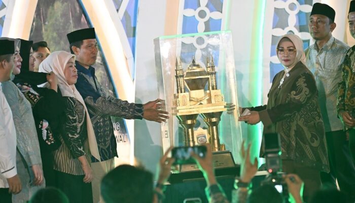 Wabup Morowali Iriane Iliyas Tutup MTQ Ke-XV, Bungku Tengah Dominasi dengan Gelar Juara Umum