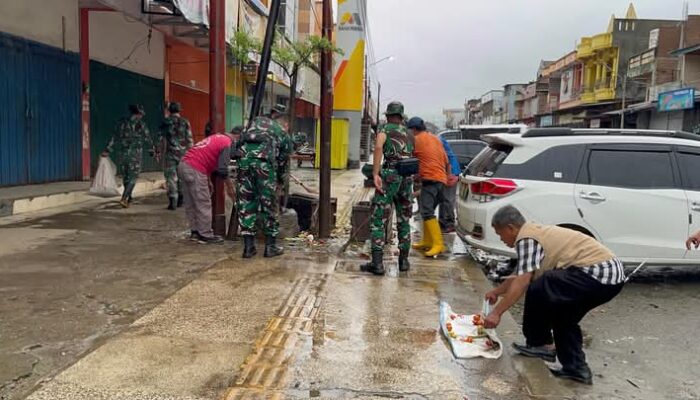 Hujan Tak Padamkan Tekad: Korem 132/Tdl Gelar Karya Bakti Hari Juang TNI AD di Wilayah Sulteng