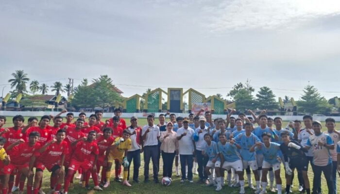 Wabup Iriane Iliyas Resmi Buka Turnamen Sepak Bola Porkab II Morowali Tahun 2025