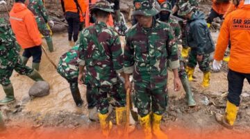 Korpasgat Teruskan Operasi SAR Hari Ke-7 Korban Bencana Longsor