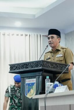 Gubernur Anwar Hafid,Pimpin Rapat  Penataan Pertambangan Ramah Lingkungan di Sulteng
