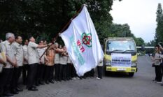 Wamentan Sudaryono Lepas Bantuan HKTI Rp1 Miliar untuk Pemalang dan Bandung Barat