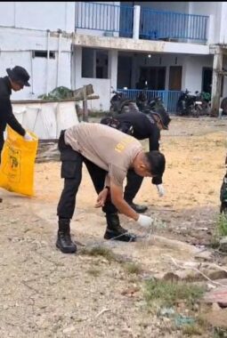 Gerakan Indonesia Asri, TNI Polri dan Pemerintah Desa Gelar Bersih-bersih