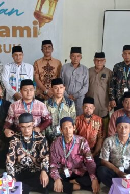Batih Koramil 1311-09 Komsos Bersama Pengurus Wahdah Islamiyah Bahodopi 