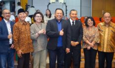 Hadiri Sidang Promosi Doktor Saut Situmorang, Bamsoet Dorong BUMN Perkuat Competitive Intelligence