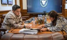 Seskab  Terima Kunjungan  Menteri  Komunikasi dan Digital, Bahas PP Tunas 