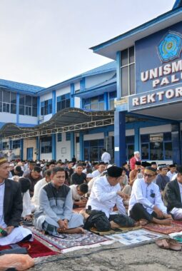 Ribuan Jemaah Muhammadiyah,Shalat  Idulfitri Di Halaman Unismuh Palu 