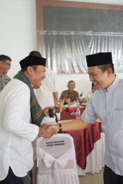 Bupati Morowali Sambut Hangat Warga di Open House Hari Kedua Lebaran