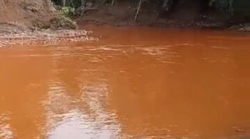 Warga Solonsa: Diduga Akibat Aktivitas PT.KDR dan PT ABM Sungai Menjadi Keruh 