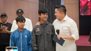 Seskab Teddy Indra Wijaya:   Pemerintah Komitmen Pastikan Akses Pendidikan  layak Bagi Seluruh Anak Indonesia