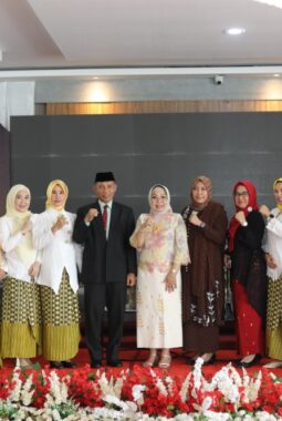 Peringatan Hari Kartini ke-147 Berlajan Penuh Khidmat di Morowali