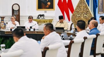 Presiden Prabowo  Pimpin  Rapat Terbatas Kabinet Merah Putih 