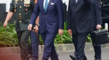 Perkuat Kemitraan Strategis Melalui Pertemuan Bilateral, Panglima TNI Dampingi Menhan RI Terima Kunjungan Menhan Jepang 