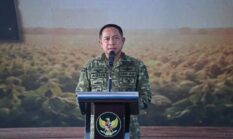 Dukung Ketahanan Pangan Nasional,Panglima TNI Panen Kedelai di Kabupaten  Nganjuk 