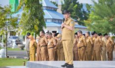 Saat Apel Pagi, Bupati Morowali Ingatkan ASN Jalankan Pemerintahan Sesuai Aturan