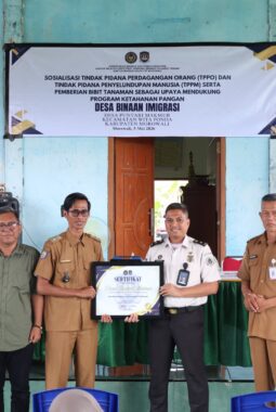 Imigrasi Morowali Perkuat Desa Binaan melalui Sosialisasi TPPO dan TPPM