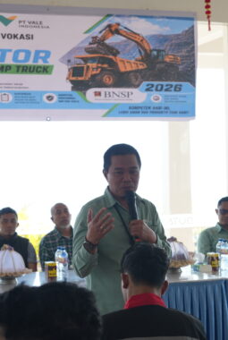 Dorong Tenaga Kerja Lokal yang Terampil dan Tersertifikasi, PT Vale Gelar Pelatihan Vokasi Operator Alat Berat
