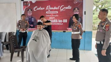 Aksi Kapolres Morowali Cukur Rambut, Dapat Acungan Jempol dari Warga Bungku