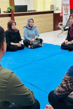 Imigrasi Morowali Gelar Kegiatan Jasmani dan Rohani untuk Tingkatkan Semangat Kerja Pegawai 