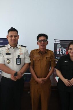 Imigrasi Morowali Gelar Layanan Eazy Passport di Kecamatan Bungku Selatan