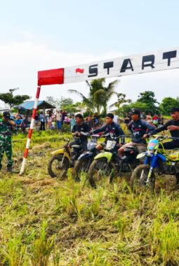 Semarak Hari Bhayangkara ke-80, Polres Morowali Gelar Grasstrack Balap Manol 