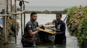 TNI Bersama Rakyat Membangun Desa Polewali