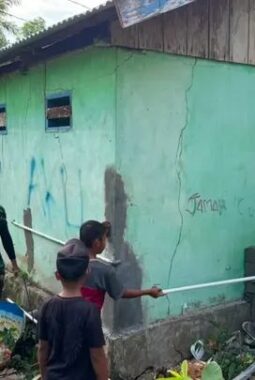 Kades Pulau Dua: Pembangunan Atap MCK dapat Bermanfat bagi Siswa  