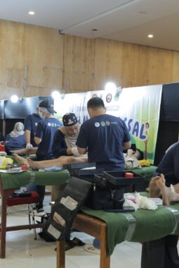 IMIP Gelar Khitanan Massal Gratis bagi 150 Anak di Bahodopi