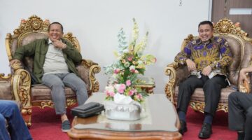 Rektor Untad Harap Penerima Beasiswa Morowali Kembali Mengabdi untuk Daerah