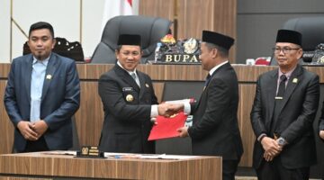 Bupati Morowali Sampaikan Pendapat Akhir KUA-PPAS 2027 dan Perubahan KUA-PPAS 2026