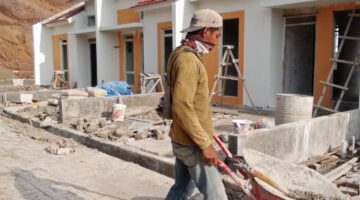 Bekerja di Puspa Griya Padabaho, 32 Pekerja   Asal Indramayu Gajinya Belum Dibayar PT Wulin Lentera Berkah 