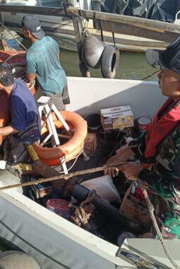 Personel Pos TNI AL Bahodopi, Berhasil Selamat Nakoda dan ABK Kapal Tenggelam 