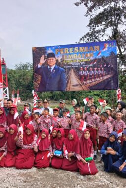 Bupati Morowali Hadiri Peresmian Jembatan Perintis Garuda, Perkuat Akses Masyarakat Desa Ipi   