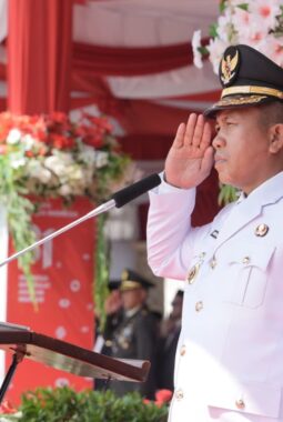 HUT ke-81 RI, Iksan dan Iriane Ajak Masyarakat Bersinergi Bangun Morowali