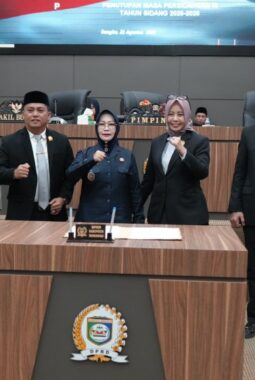 Wabup Morowali Hadiri Rapat Paripurna Penutupan Masa Persidangan di DPRD 