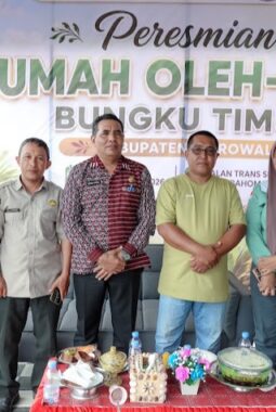 Perluas Akses Pasar bagi UMKM Binaan, PT Vale Dukung Peresmian Rumah Oleh-oleh Bungku Timur