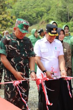 Danrem 132 /Tdl: Jembatan  Perintis Garuda Ipi, Perkuat Akses dan Aktivitas Ekonomi Warga   