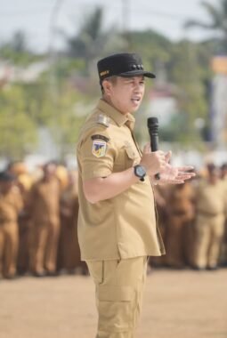 Bupati Iksan Minta Eselon III ke Bawah Terbuka Sampaikan Kendala Program