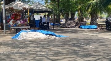 Jam Sekolah Beberapa Pelajar SMP dan SMA , Asik Nongkrong di Taman Kota Fonuasingko Morowali