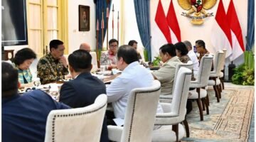 Bahas Ekonomi  Global,Presiden Prabowo Menerima DEN 