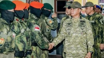 Jaga Kedaulatan NKRI, 136 Prajurit TNI di Papua Terima Kenaikan Pangkat Luar Biasa