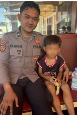 Anak Hilang Ditemukan,  Polsek Bahodopi Bantu Pulangkan kepada Keluarga