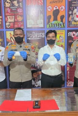 Satresnarkoba Polres Morowali Utara Tangkap 3 Pengedar Narkoba dan sita 64,64 gram shabu