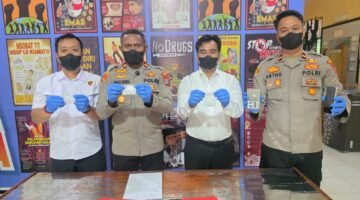 Satresnarkoba Polres Morowali Utara Tangkap 3 Pengedar Narkoba dan sita 64,64 gram shabu