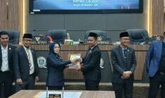 Rapat Paripurna di DPRD, Wabup Morowali Iriane  Sampaikan Nota Keuangan RAPBD T.A 2027
